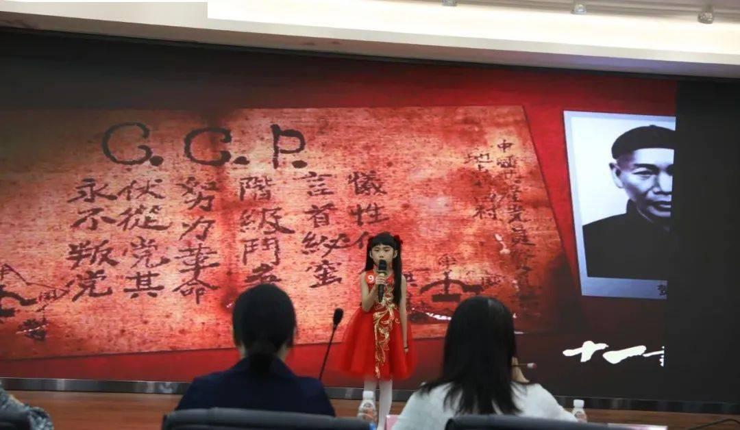逃离空旷大街